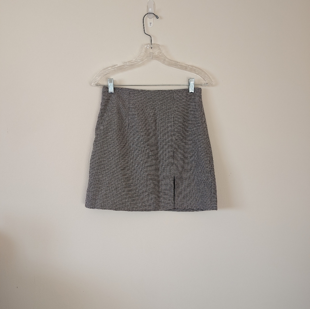 Oak & Fort Mini Skirt Size 4
